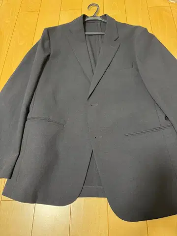 UNIQLO 칸도우 자켓 다크 그레이