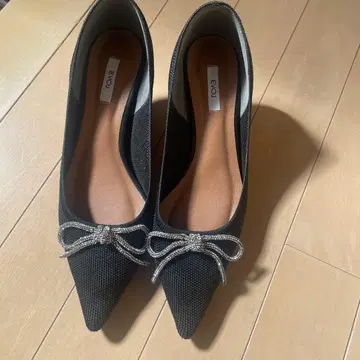 EVOl 블랙 스틸레토 펌프스