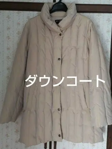 베이지 퀼팅 다운 자켓