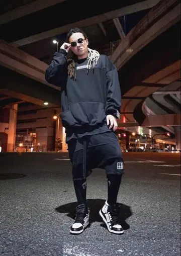 osk 한정 컬러 cvtvlist General Crewneck