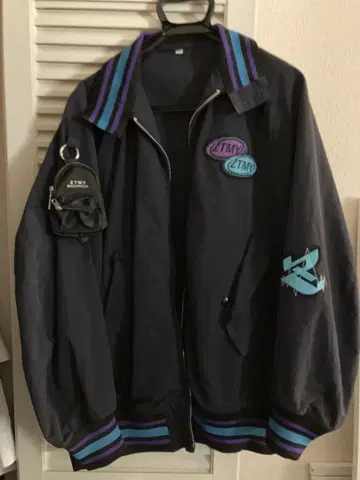 계속 한밤중이면 좋을 텐데 테크노푸아 자켓 네이비