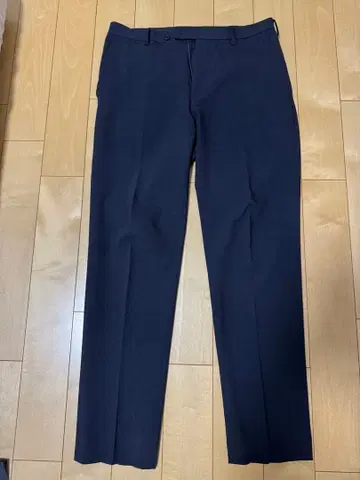 UNIQLO 감동 팬츠 다크 그레이 허리 79cm 인심 76cm