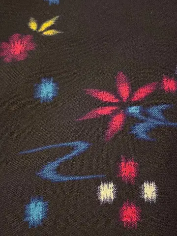 울 코몬 단의 레트로 네이비 컬러