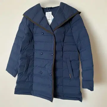 크로커다일 네이비 다운 코트