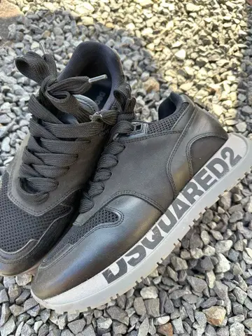 DSQUARED2 ICON 블랙 스니커즈