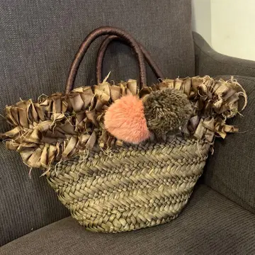 새상품급 프릴 바스켓백 모자 꽁지 참 포함