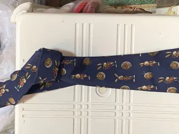 SPECIAL 네이비 캐릭터 패턴 넥타이