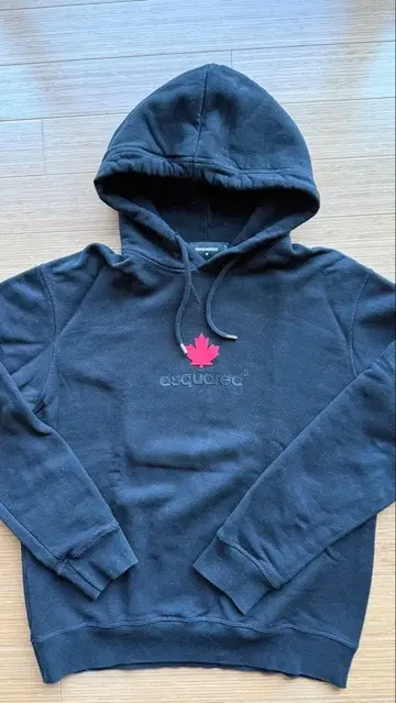 DSQUARED2 블랙 후드티