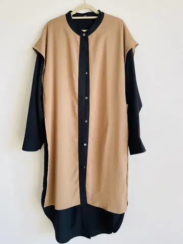 osmosis 긴팔 셔츠/블라우스 베이지와 블랙