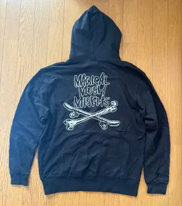 컨디션 최상 매지컬 모쉬 미스핏츠 블랙 후드티 M