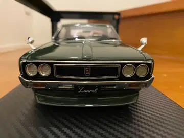 ignition model Laurel 2000SGX 1/18