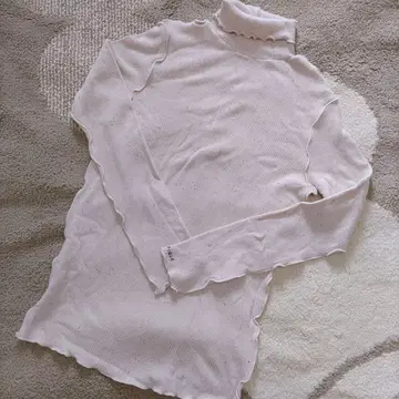 GELATO PIQUE 베이지 긴팔 터틀넥