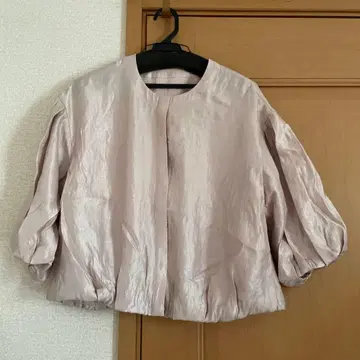 BLUE FRONCE/연한 핑크 노카라 자켓 벌룬 슬리브