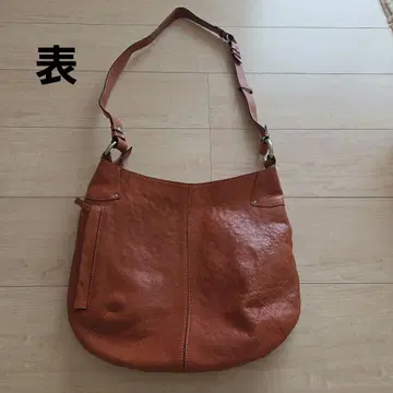 오렌지 가죽 숄더백