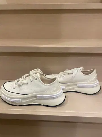 한국 converse 통굽 화이트 스니커즈