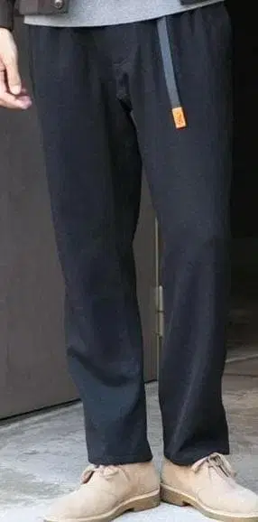 어반리서치 로쏘 별주 그라미치 워셔블 웜 내로우 팬츠