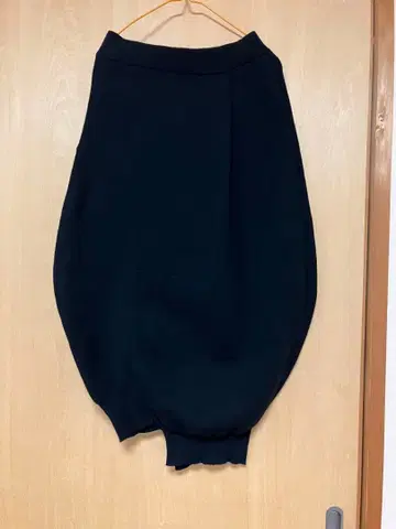 벌룬 스커트 나곤스탠스