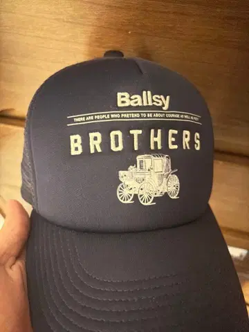 Ballsy Brothers 네이비 트래커 캡
