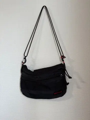 BRIEFING 블랙 사코슈