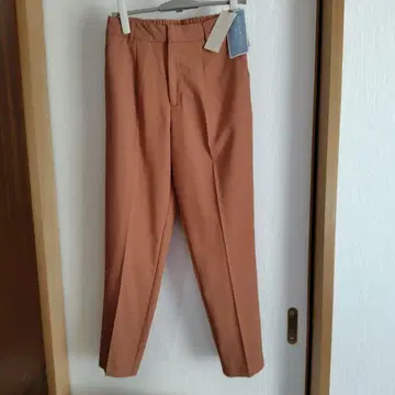 새상품 grove 턱 포함 팬츠 바지 M 사이즈 오렌지 브라운 계열