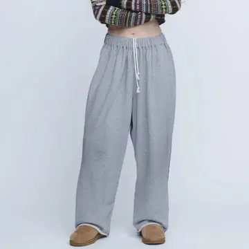 INSCRIRE 하이브리드 맨투맨 데님 팬츠