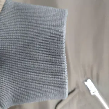 올리브 그린 집업 자켓