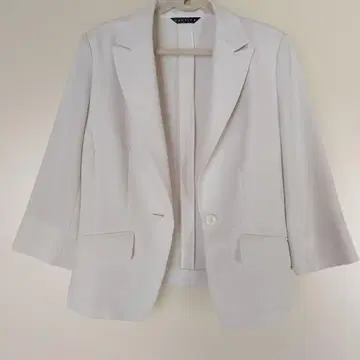 [ 최종 가격 인하 ] 테일러드 자켓 CASTITA