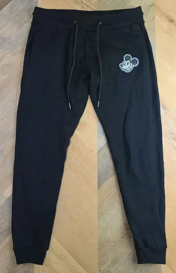 1PIU1UGUALE3 RELAX 미키 조그 팬츠 y41