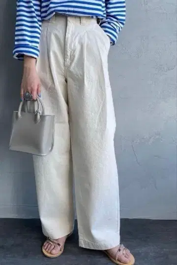 THE SHINZONE 톰보이진스 36 에크루 화이트 데님