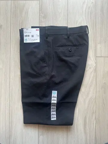 UNIQLO 감동 팬츠 W82 x L76 BLK 미사용 새상품
