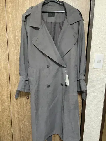 KBF 그레이 트렌치코트