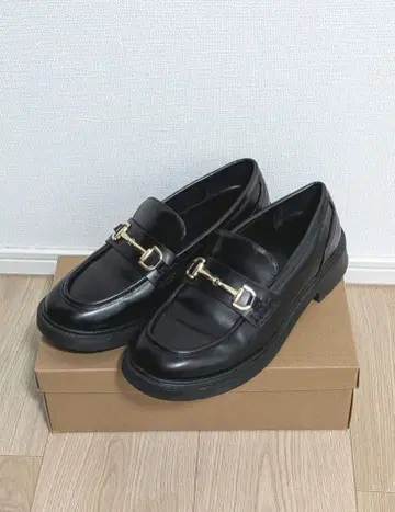 통굽 비트 로퍼