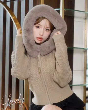 새상품 퍼 니트 후드티