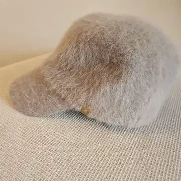 미라 오웬 퍼 샤기 캡 모자 베이지 사이즈 조절 포함