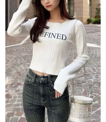 RESEXXY 케이블 크롭 니트탑 로고 니트