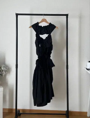 houga KIKI FRILL DRESS 블랙