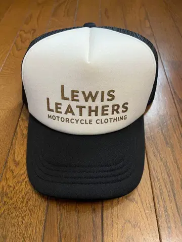 LEWIS LEATHERS 트래커 캡