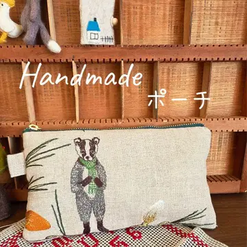 핸드메이드 상품입니다 CORAL&TUSK 파우치 오소리