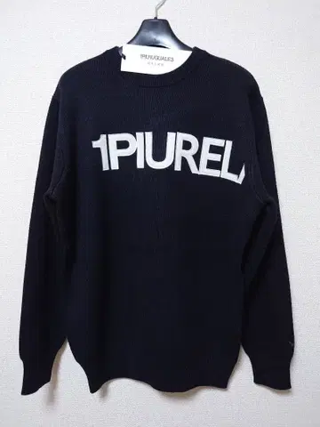 새상품 L 사이즈 로고 니트 스웨터 우노피우노우과레토레 릴랙스