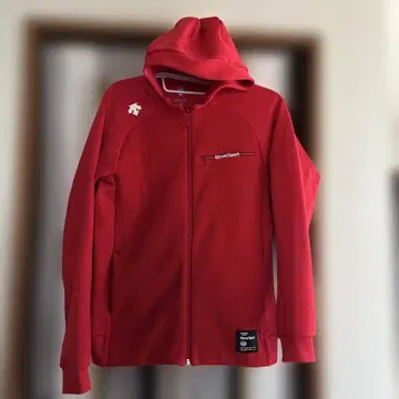 데상트 후드 맨투맨