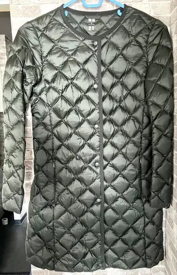 [ 한정판 1개 ] 유니클로 울트라 라이트 다운 코트 다이아 무늬 카키색