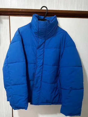 파랑 스탠드 칼라 다운 재킷