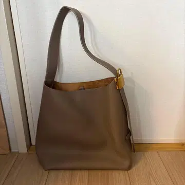 브라운 핸드백 숄더백