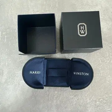 Harry Winston 반지 박스 네이비