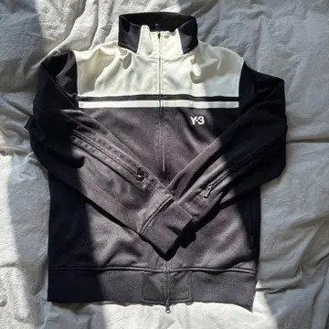 Y-3 트랙 자켓 저지