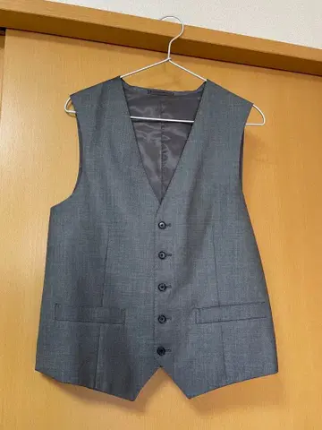 그레이 슬리브리스 수트 베스트