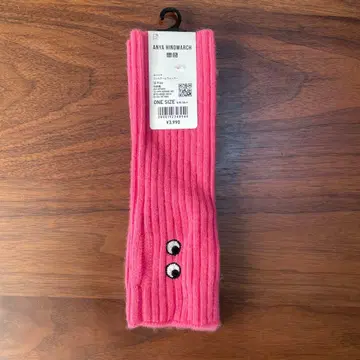 유니클로 x ANNA HINDMARCH 핑크 암커버