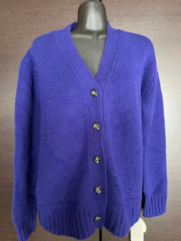 가격 인하 Mila Owen 100% 울 보라색 가디건