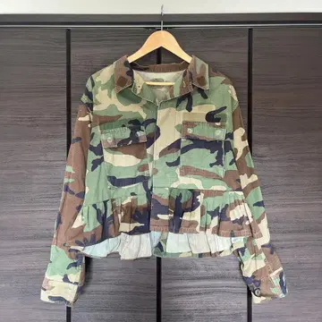 리메이크 카모플라쥬 프릴 밀리터리 자켓