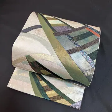 후쿠로 오비 새상품급  화이트 베이스 럭셔리 코몬부터 예복까지